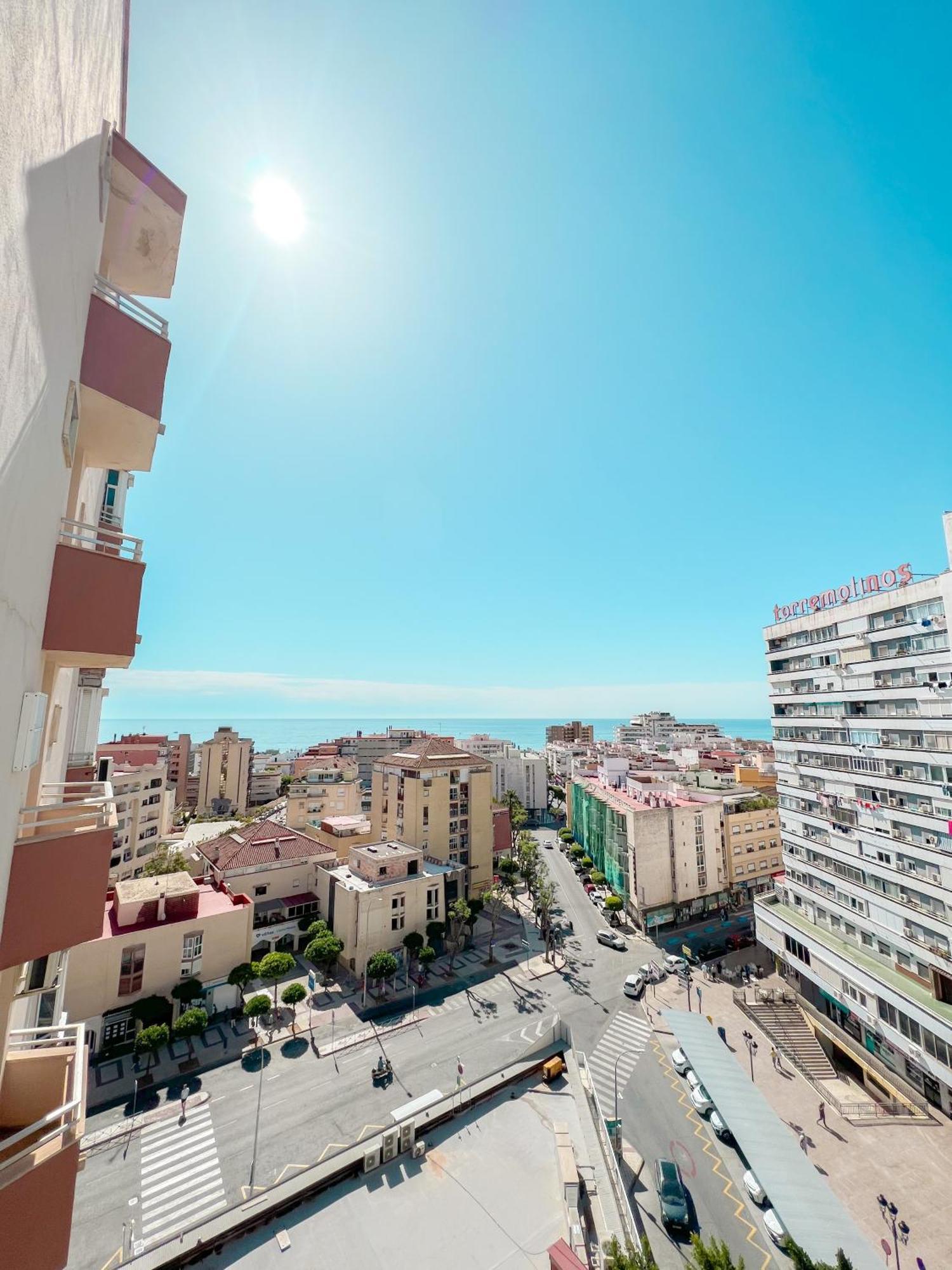 Ferienwohnung Cozy & Bright Flat Torremolinos Centre Exterior foto