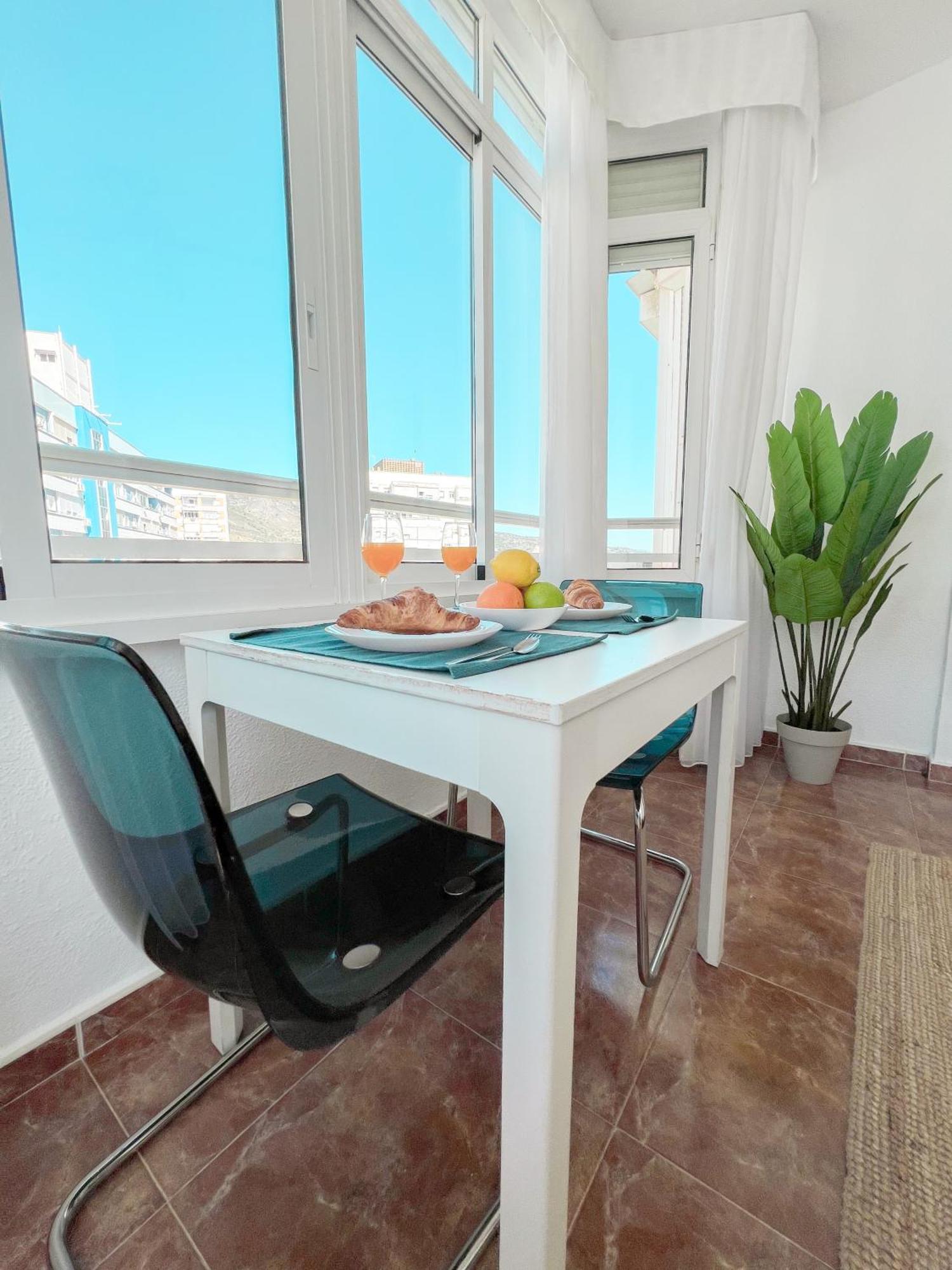 Ferienwohnung Cozy & Bright Flat Torremolinos Centre Exterior foto